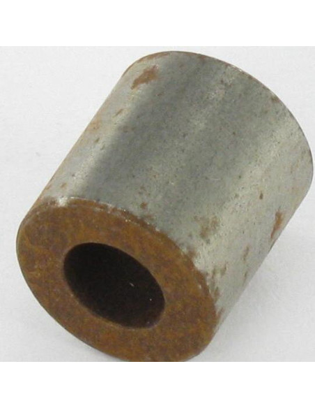 Espaçador cilíndrica Aço bruto 14X15 perfurado 7