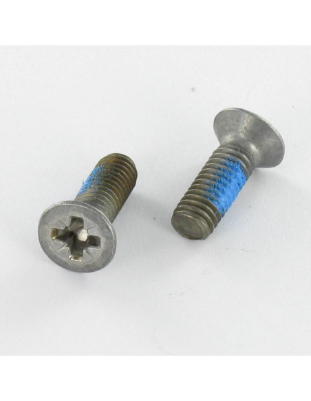 Parafuso de metais cabeça fresada Pozi PZ7 M6X18 Aço bruto Freio roscado 150)