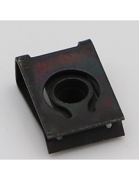 Porca de chapa M5 NUT8415 espessura de serrilha 0,5 con 4 Aço zinco preto